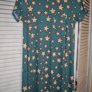 *NWOT* LulaRoe Carly